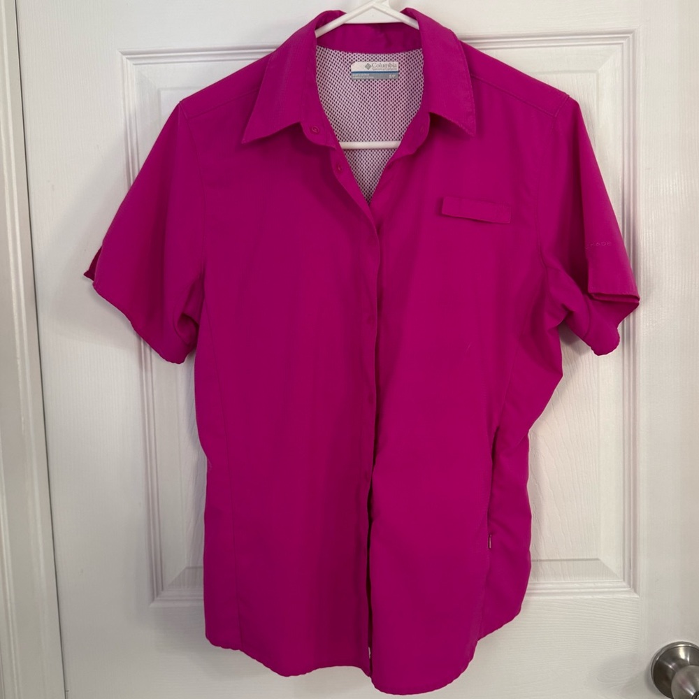 Gently Used Women’s Columbia Button up